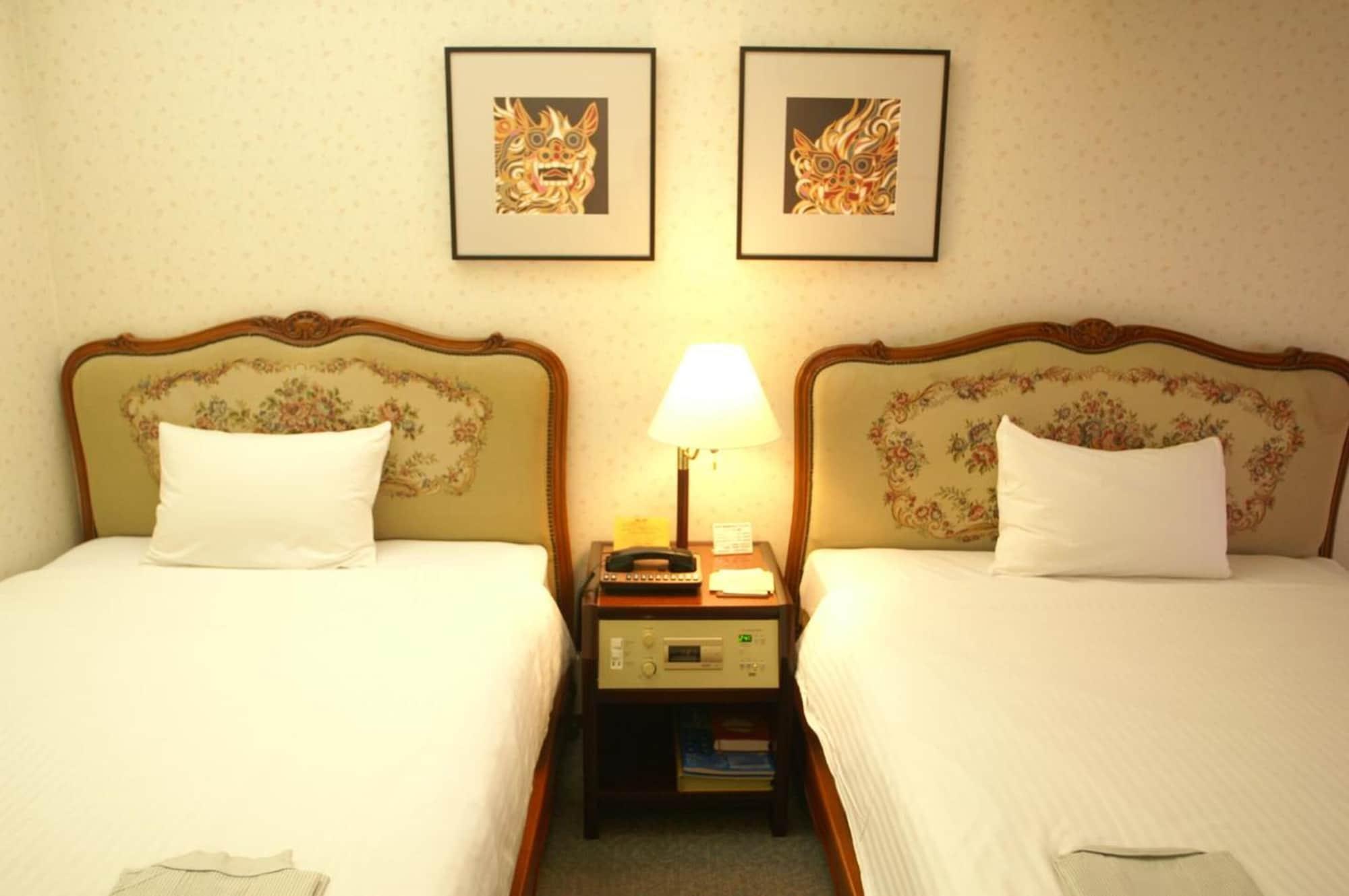 Ryukyu Sun Royal Hotel Naha Esterno foto