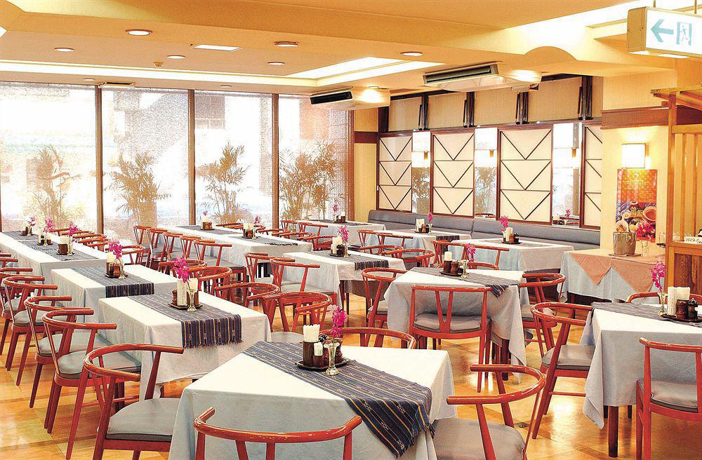 Ryukyu Sun Royal Hotel Naha Esterno foto
